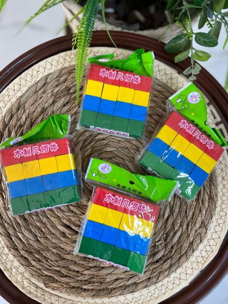 المكعبات الملونة (تحدي الأربع ألوان)