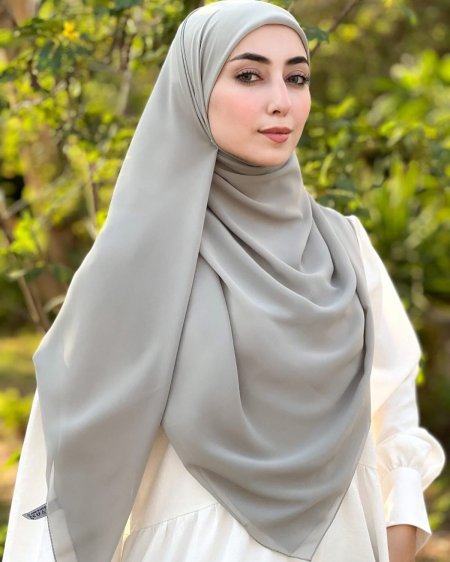 منديل مربع 150*150 سم جورجيت شيفون 40 لون