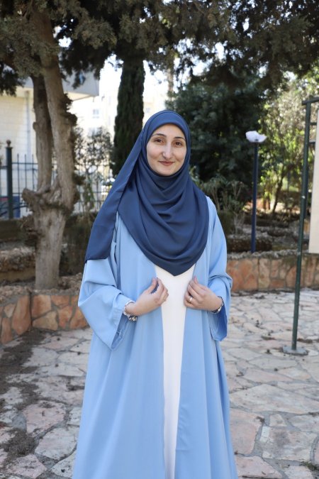 تصميم العيد الفخم "عباي+مشلح" مع هدية حجاب شرعي مربع ومعصم ودبابيس أو توصيل مجاني