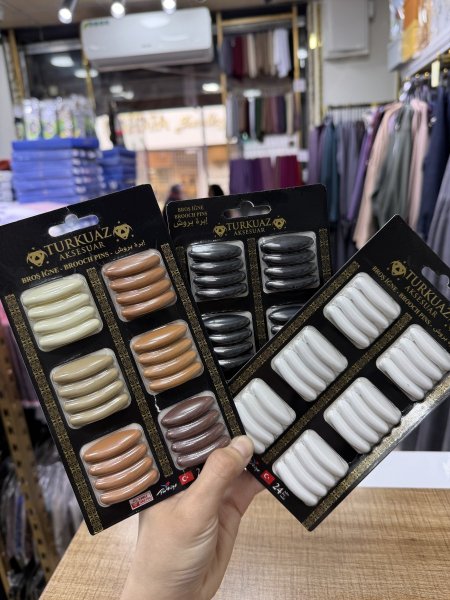 دبابيس مسكرة كل 4 ب 5 شيكل