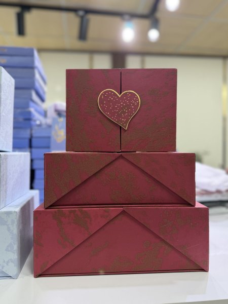 بوكس راس قلب 3 احجام