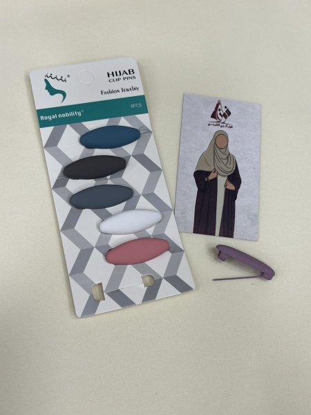 دبوس مسكر مخمل ملون