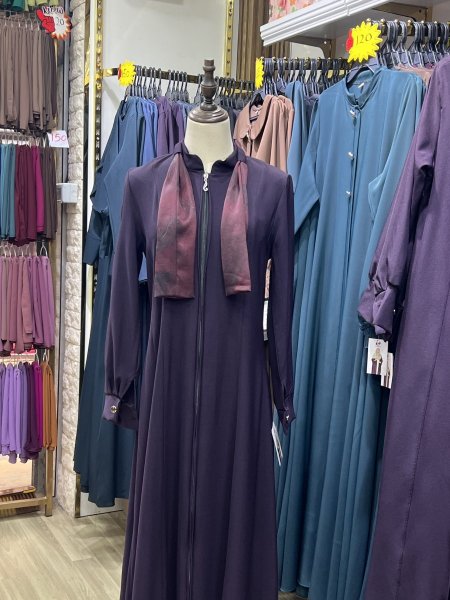 عباية شرحات مع سكارف