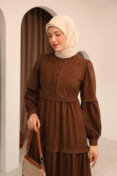 فستان ندى الخريفي المميز